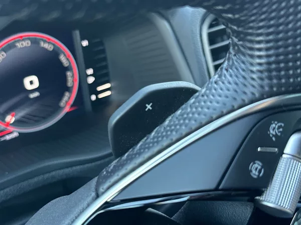 Škoda Karoq 2.0 TSI 4x4 DSG Sportline - foto 21