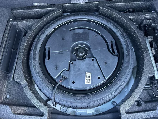Škoda Karoq 2.0 TSI 4x4 DSG Sportline - foto 30