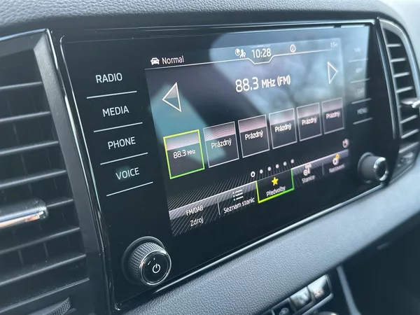 Škoda Karoq 2.0 TDI 4x4 DSG Sportline - foto 13