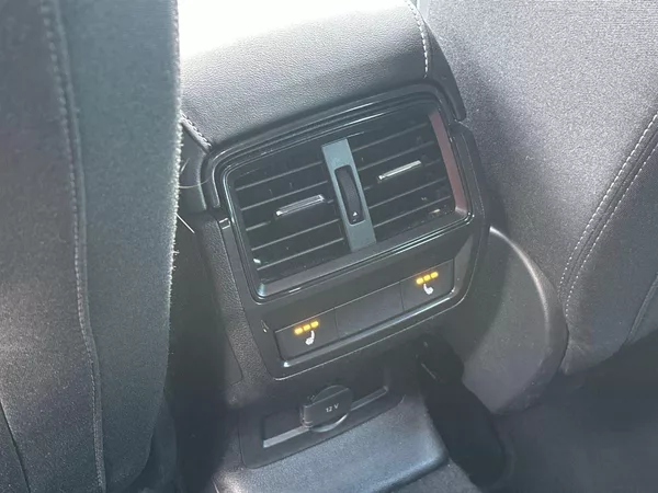 Škoda Karoq 2.0 TDI 4x4 DSG Sportline - foto 25