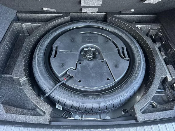 Škoda Karoq 2.0 TDI 4x4 DSG Sportline - foto 30