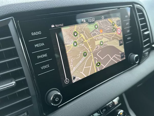 Škoda Karoq 2.0 TDI 4x4 DSG Sportline - foto 11