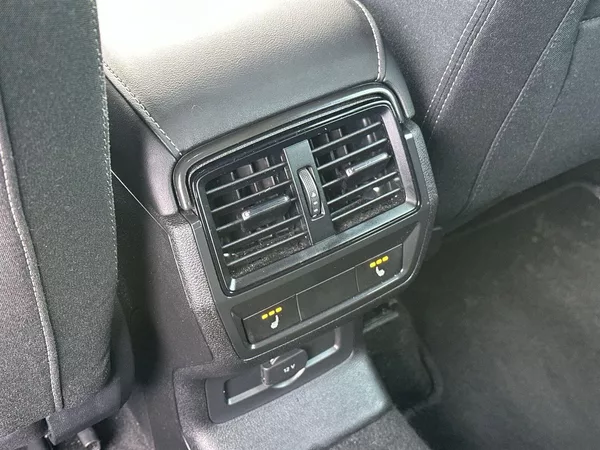 Škoda Karoq 2.0 TDI 4x4 DSG Sportline - foto 25
