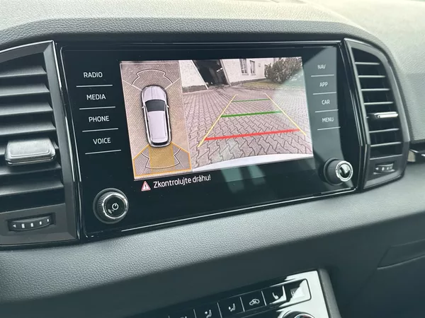 Škoda Karoq 2.0 TDI 4x4 DSG Sportline - foto 19