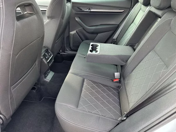 Škoda Karoq 2.0 TDI 4x4 DSG Sportline - foto 8