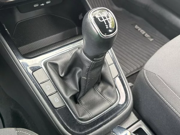 Škoda Fabia 1.0 TSI Ambition + - foto 13