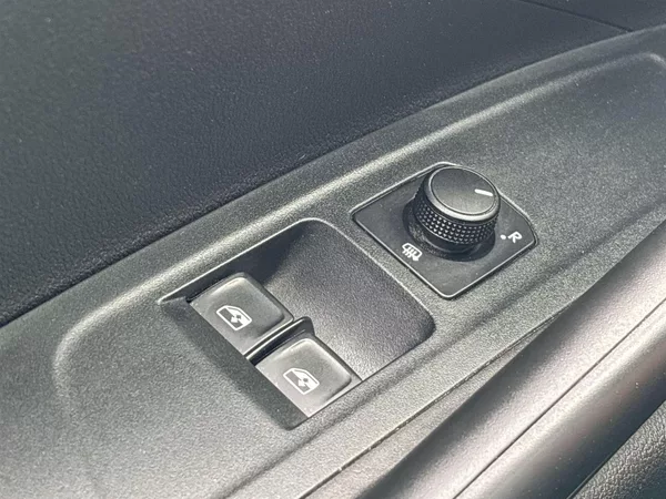 Škoda Fabia 1.0 TSI Ambition + - foto 15