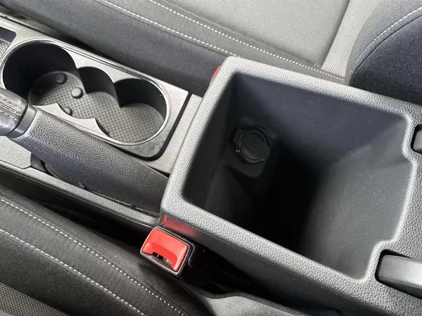 Škoda Fabia 1.0 TSI Ambition + - foto 21