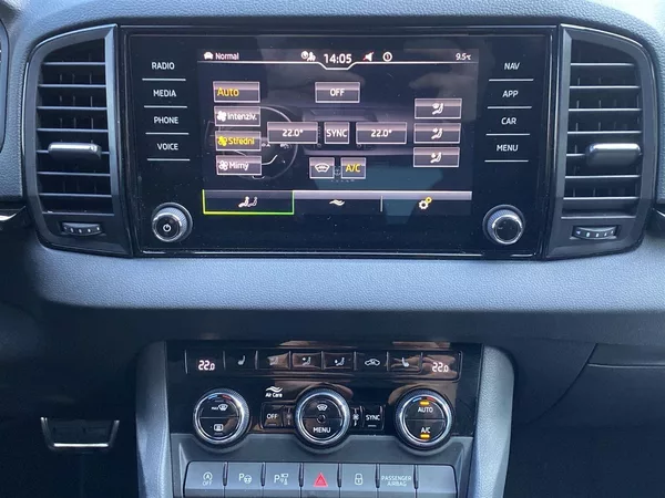 Škoda Karoq 2.0 TDI 4x4 DSG Sportline - foto 13