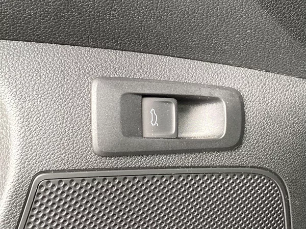 Škoda Karoq 2.0 TDI 4x4 DSG Sportline - foto 27