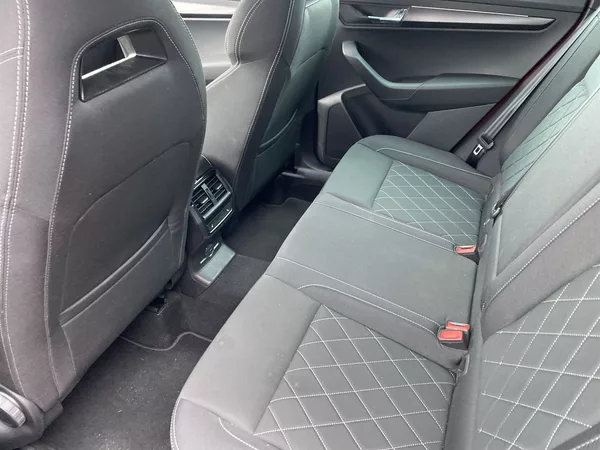Škoda Karoq 2.0 TDI 4x4 DSG SportLine - foto 10