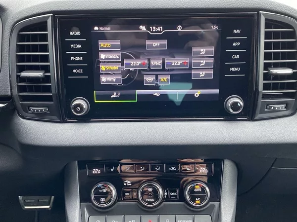 Škoda Karoq 2.0 TDI 4x4 DSG SportLine - foto 13