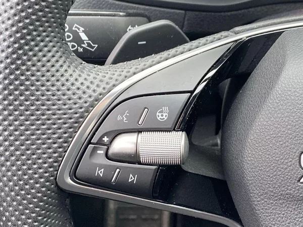 Škoda Karoq 2.0 TDI 4x4 DSG SportLine - foto 27