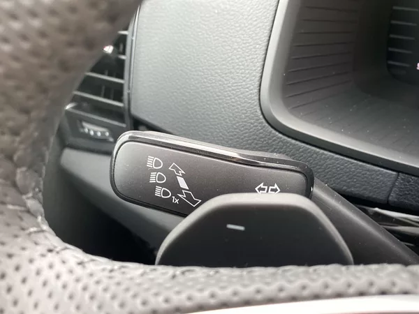 Škoda Karoq TDI 4x4 DSG Sportline - foto 15