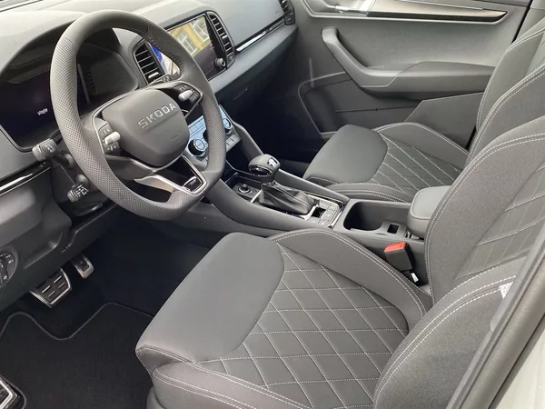 Škoda Karoq TDI 4x4 DSG Sportline - foto 8