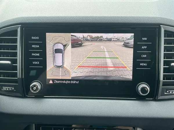 Škoda Karoq 1,5 TSI 110 KW DSG Sportline - foto 15