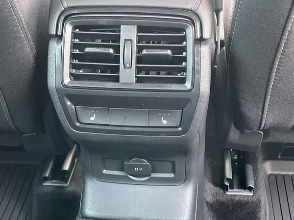 Škoda Karoq 1,5 TSI 110 KW DSG Sportline - foto 26