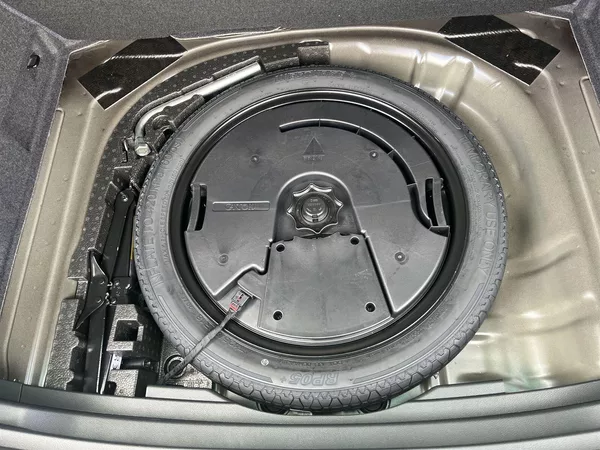 Škoda Karoq 1,5 TSI 110 KW DSG Sportline - foto 27