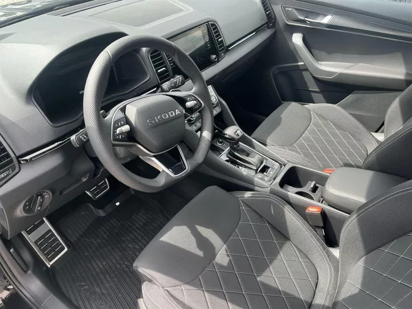 Škoda Karoq 1,5 TSI 110 KW DSG Sportline - foto 9