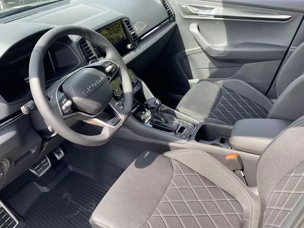 Škoda Karoq 2,0 TDI 110 kW 4x4 DSG Sportli - foto 12