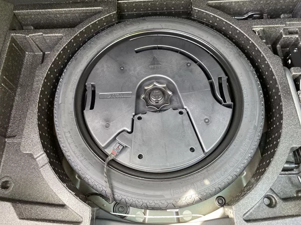 Škoda Karoq 2,0 TDI 110 kW 4x4 DSG Sportli - foto 23