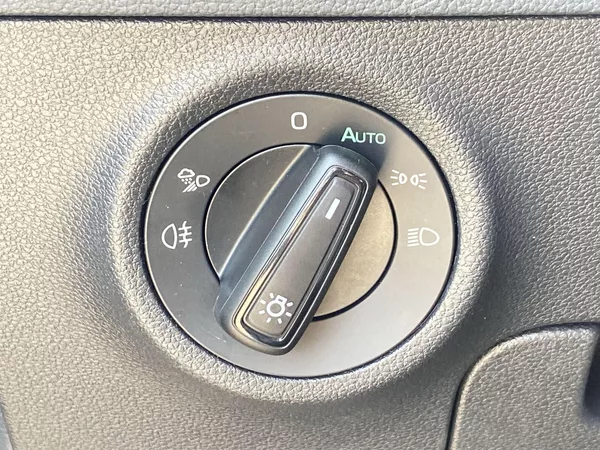 Škoda Karoq 2,0 TDI 110 kW 4x4 DSG Sportli - foto 7
