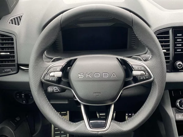 Škoda Karoq 2,0 TDI 110 kW 4x4 DSG Sportli - foto 18