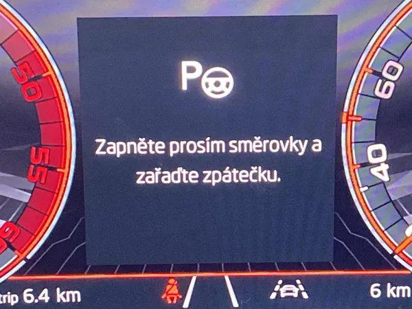 Škoda Karoq 2,0 TDI 110 kW 4x4 DSG Sportli - foto 22