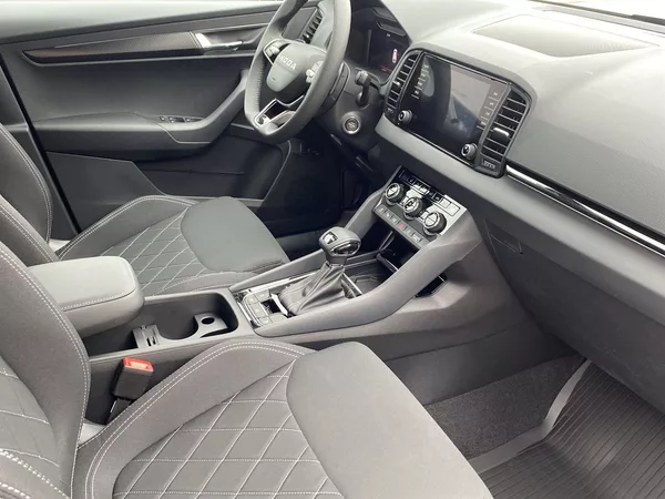 Škoda Karoq 2,0 TDI 110 kW 4x4 DSG Sportli - foto 8
