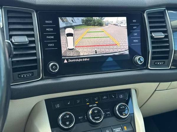 Škoda Kodiaq 2.0 TDI 4x4 DSG Style + - foto 16
