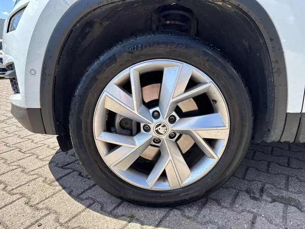 Škoda Kodiaq 2.0 TDI 4x4 DSG Style + - foto 32