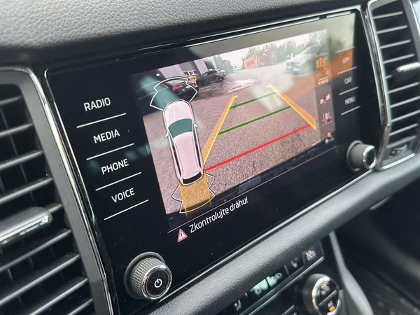 Škoda Kodiaq 2.0 TDI 4x4 DSG Style + - foto 12