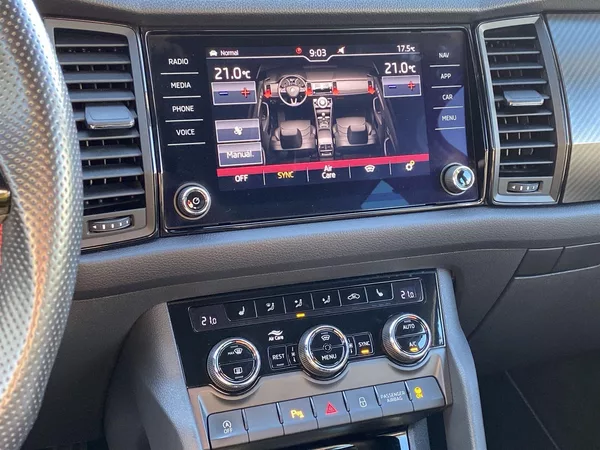 Škoda Kodiaq 2.0 TDI 4x4 DSG RS - foto 24