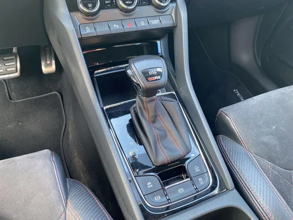 Škoda Kodiaq 2.0 TDI 4x4 DSG RS - foto 25