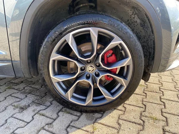 Škoda Kodiaq 2.0 TDI 4x4 DSG RS - foto 31