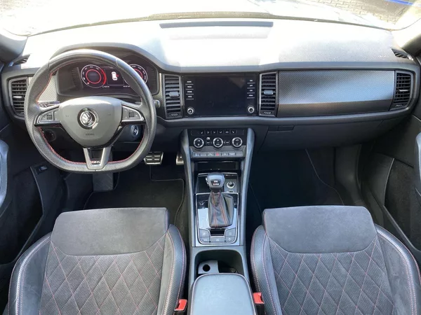 Škoda Kodiaq 2.0 TDI 4x4 DSG RS - foto 5