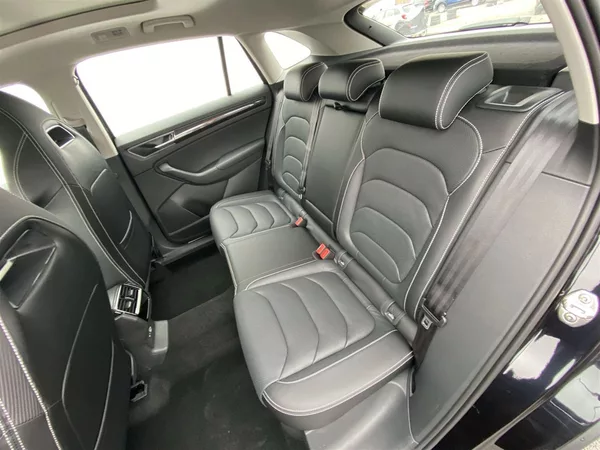 Škoda Kodiaq GT 2,0 TSI 4x4 DSG - foto 8