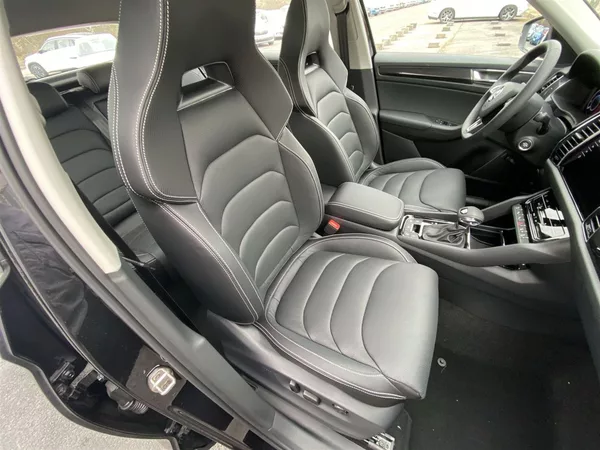 Škoda Kodiaq GT 2,0 TSI 4x4 DSG - foto 9