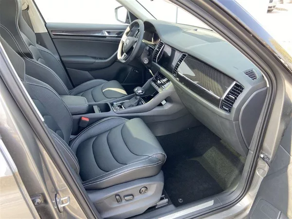 Škoda Kodiaq GT 2.0 TSI 4x4 DSG - foto 18
