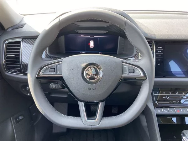 Škoda Kodiaq GT 2.0 TSI 4x4 DSG - foto 6
