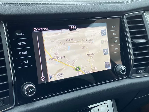 Škoda Kodiaq 2.0 TDI 4x4 DSG Style+ - foto 10