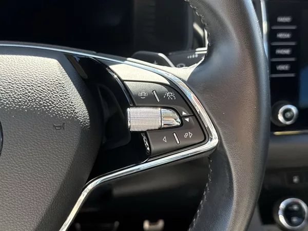 Škoda Kodiaq 2.0 TDI 4x4 DSG L&K - foto 12