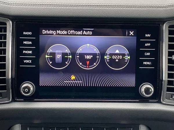 Škoda Kodiaq 2.0 TDI 4x4 DSG Style+ - foto 17