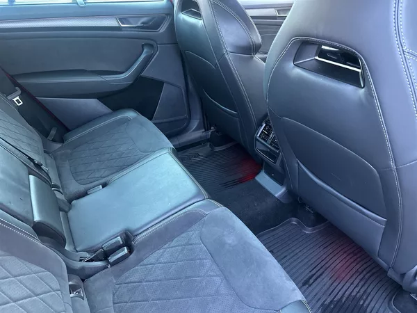 Škoda Kodiaq 2.0 TDI 4x4 DSG Sportline - foto 10