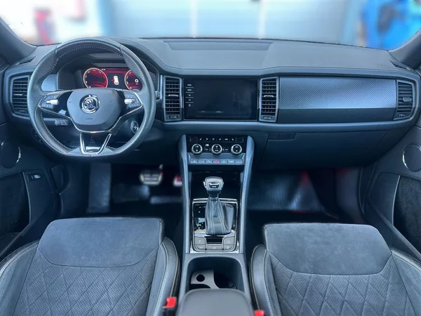 Škoda Kodiaq 2.0 TDI 4x4 DSG Sportline - foto 5