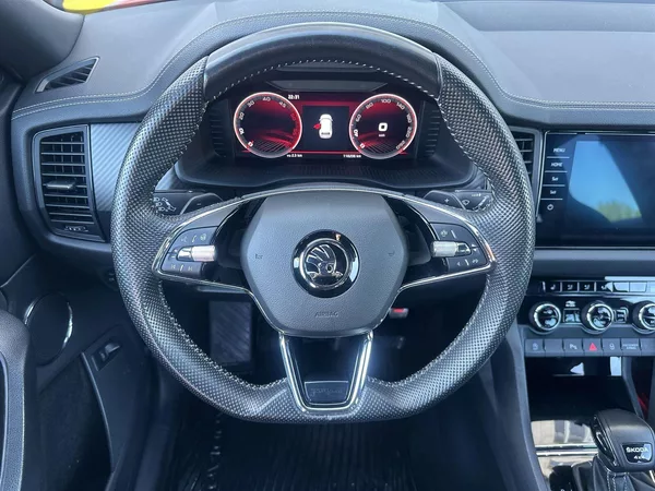 Škoda Kodiaq 2.0 TDI 4x4 DSG Sportline - foto 6