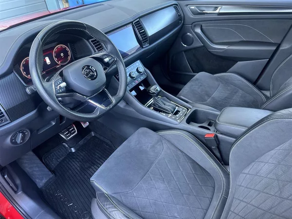 Škoda Kodiaq 2.0 TDI 4x4 DSG Sportline - foto 7