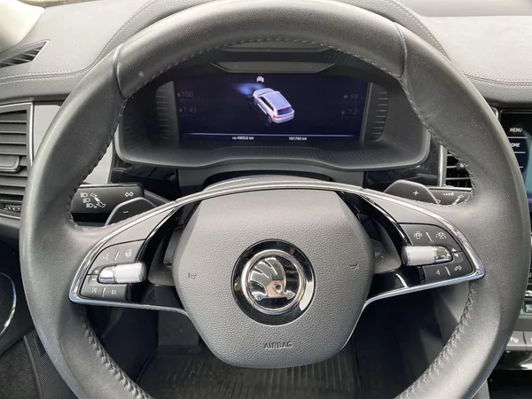 Škoda Kodiaq 2.0 TDI 4x4 DSG L&K - foto 17