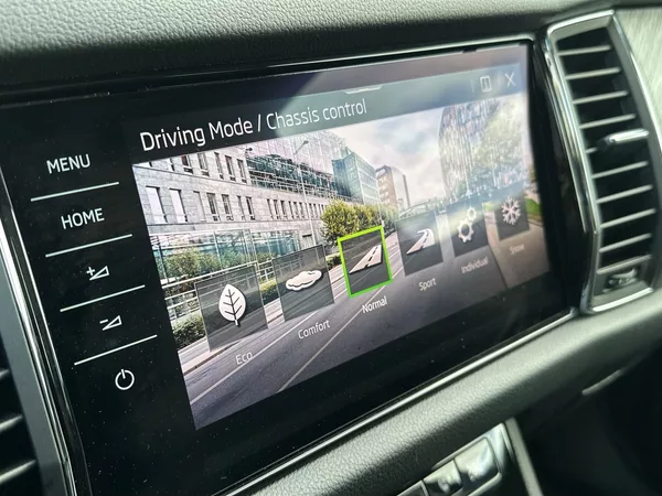 Škoda Kodiaq 2.0 TDI 4x4 DSG Style + - foto 14