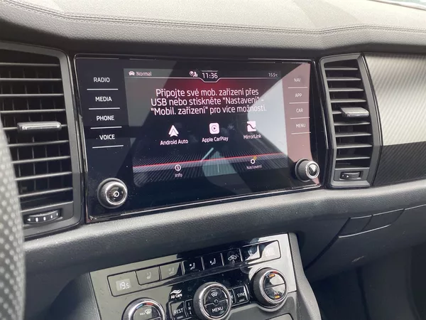 Škoda Kodiaq 2,0 TSI 4x4 DSG Sportline - foto 14
